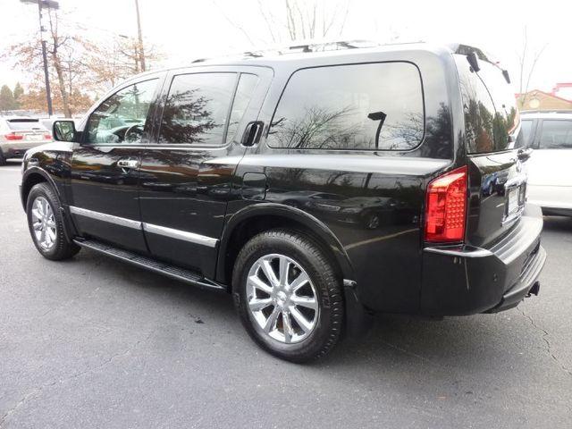 Infiniti QX56 2008 photo 2