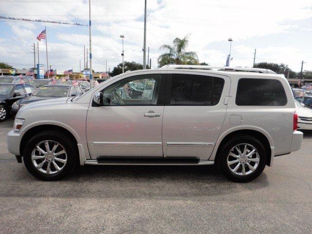 Infiniti QX56 2008 photo 4