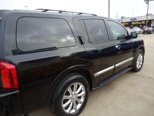 Infiniti QX56 2008 photo 4