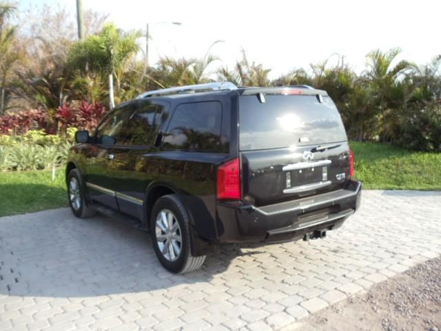 Infiniti QX56 2009 photo 2