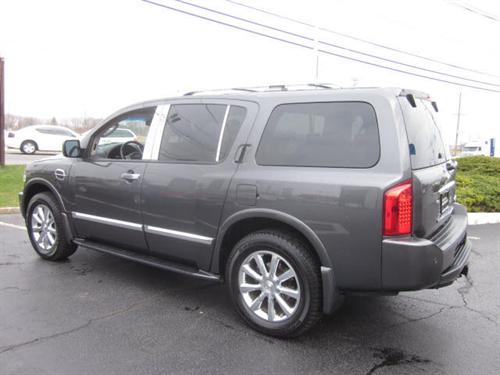 Infiniti QX56 2009 photo 2