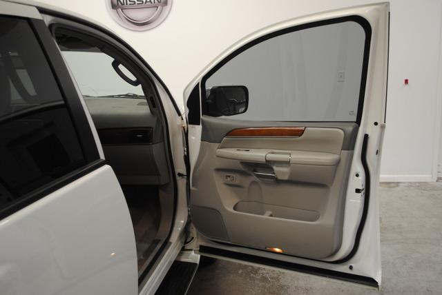 Infiniti QX56 2010 photo 6