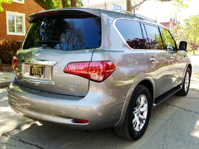 Infiniti QX56 2011 photo 4