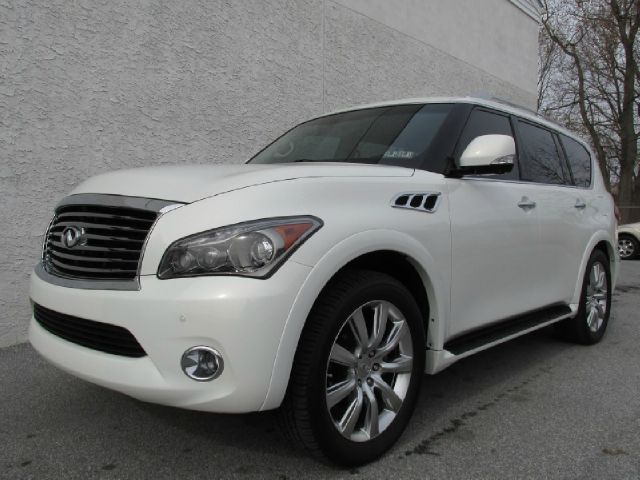 Infiniti QX56 Ram 3500 Diesel 2-WD SUV