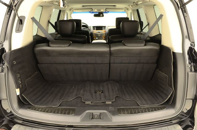 Infiniti QX56 2011 photo 11