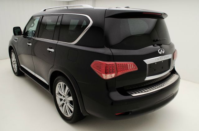 Infiniti QX56 2011 photo 3