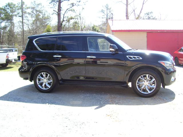 Infiniti QX56 2011 photo 3