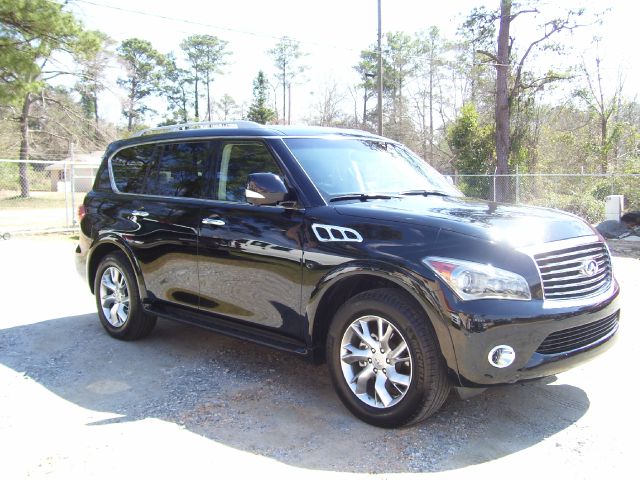 Infiniti QX56 2011 photo 4