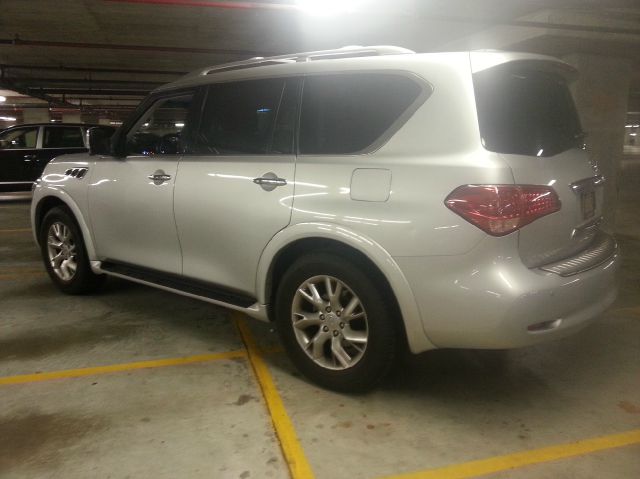Infiniti QX56 Ram 3500 Diesel 2-WD SUV