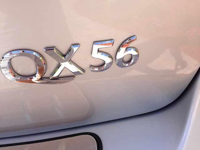 Infiniti QX56 2012 photo 16