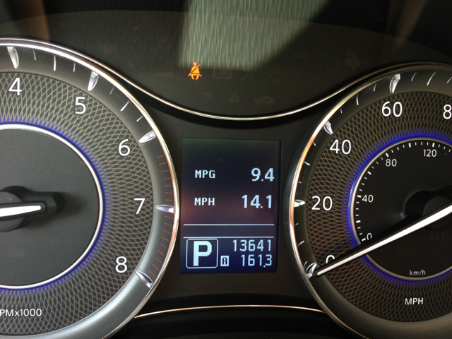 Infiniti QX56 2012 photo 26