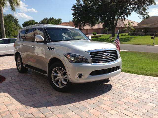 Infiniti QX56 2012 photo 28