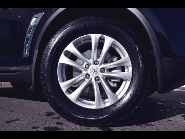 Infiniti QX70 2014 photo 3