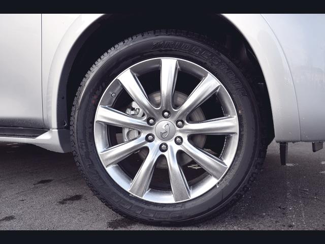 Infiniti QX80 2014 photo 3
