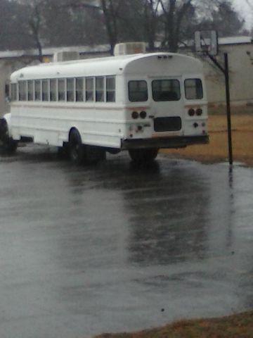 International 3800 1999 photo 1