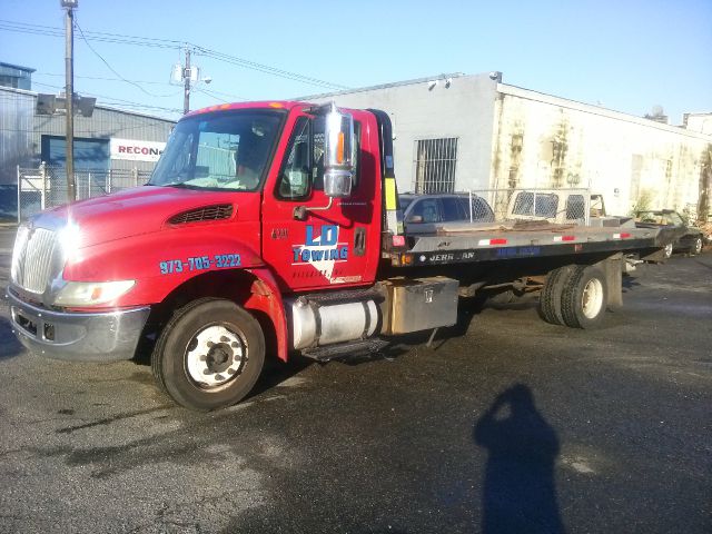 International 4300-DT466 Unknown Flatbeds