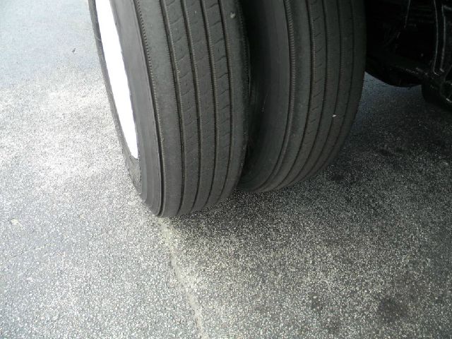 International 4300 2005 photo 8