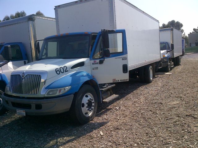 International 4300 Utility Truck 4x2 Box Truck