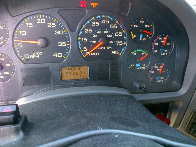 International 4300 2005 photo 2