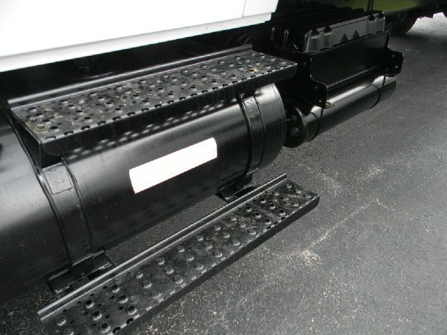 International 4300 2007 photo 3