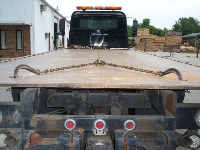 International 4300 RollBack 2005 photo 12