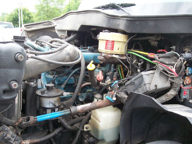 International 4300 RollBack 2005 photo 15