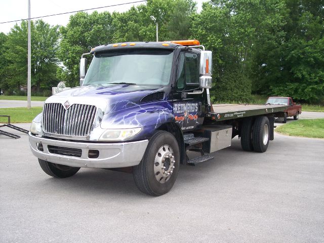 International 4300 RollBack 2005 photo 16