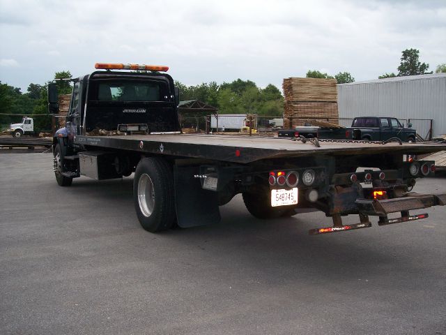 International 4300 RollBack 2005 photo 18