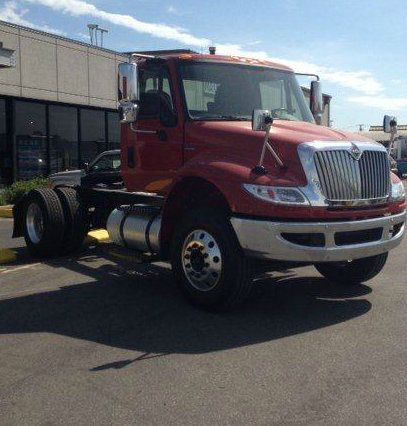 International 4400 single axle 2014 photo 2