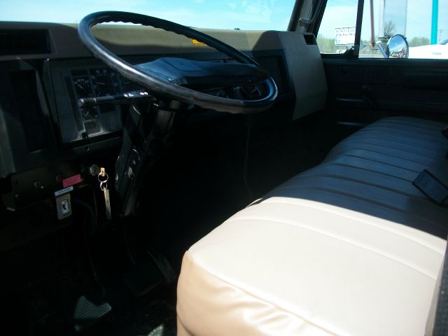 International 4600 1993 photo 3