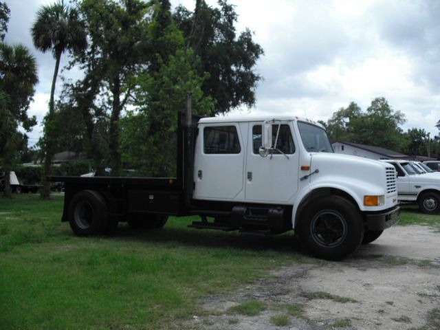 International 4700 Unknown Flatbeds