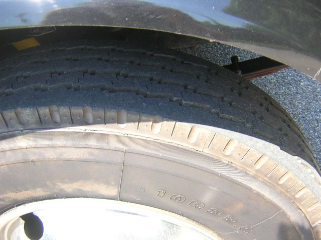 International 4700 2000 photo 10