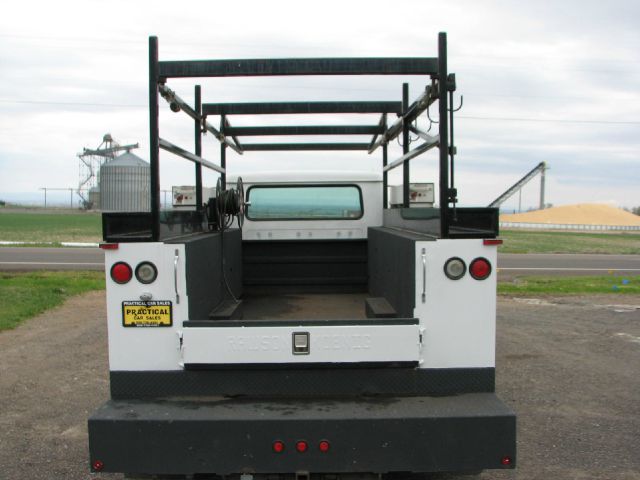 International 4700 2000 photo 13