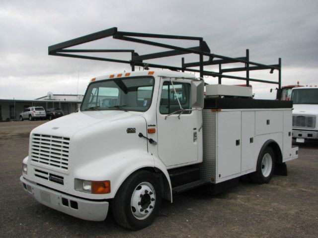 International 4700 2000 photo 19