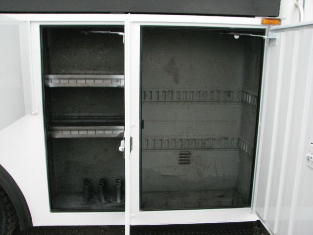 International 4700 2000 photo 20