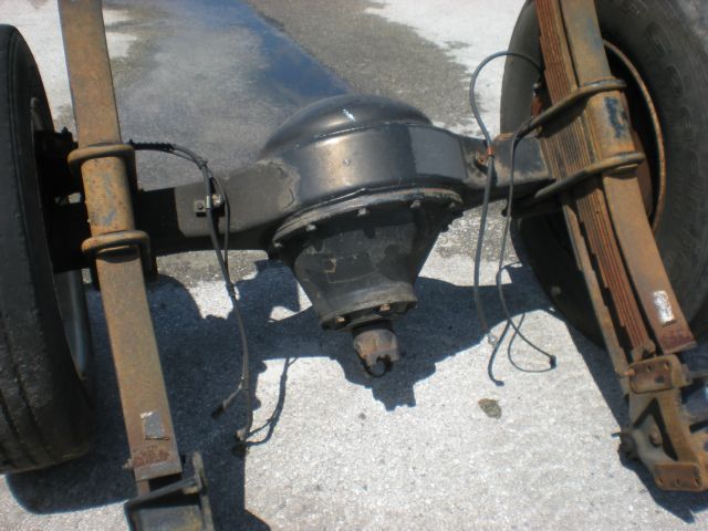 International 4700 2002 photo 4