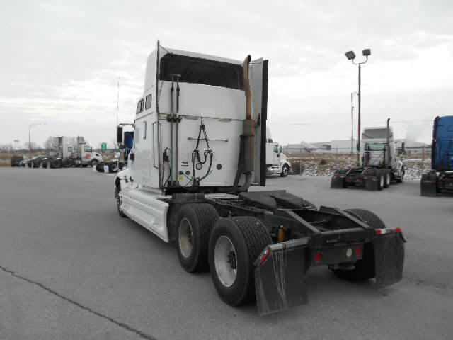 International 9400 2005 photo 1