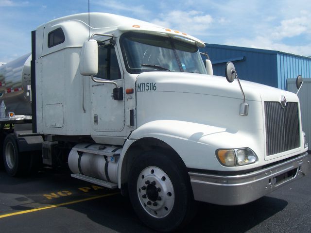 International 9400i 2005 photo 4