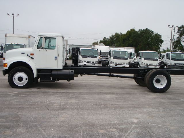 International DT466E 2001 photo 3