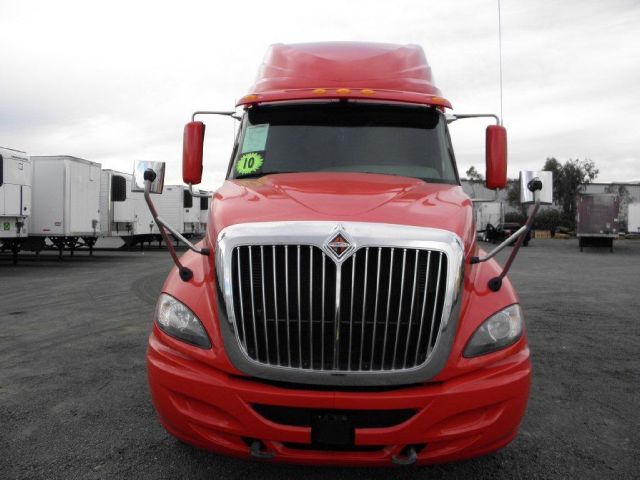 International Prostar 2010 photo 2