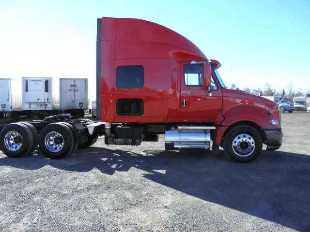 International Prostar 2010 photo 2