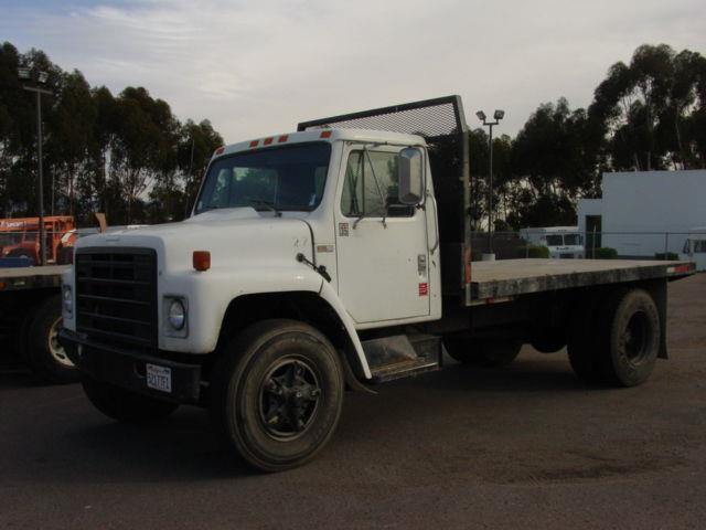 International S 1900 1986 photo 2