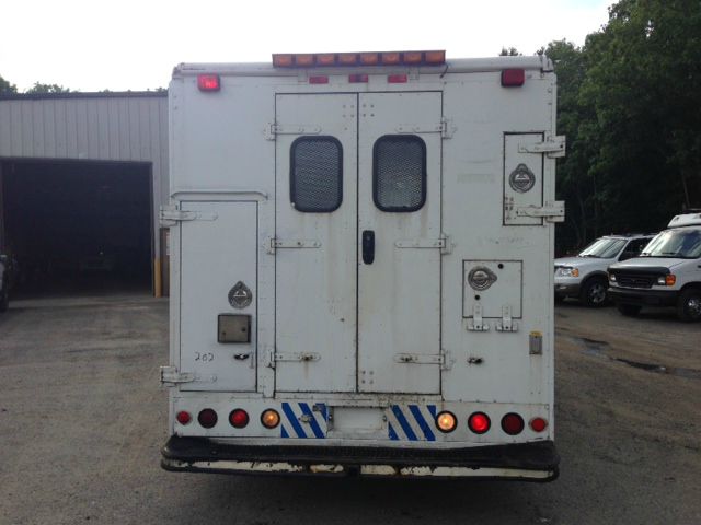 International Service Truck 2014 photo 1