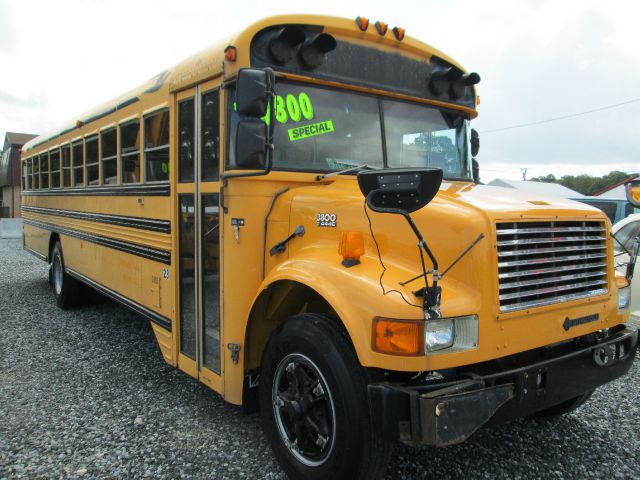 International T444E 1995 photo 4