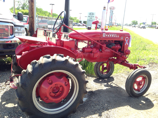 International tractor SLT Ext Cab Z-71 4x4 All-terrain Other