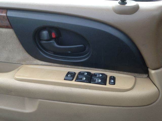 Isuzu Ascender 2003 photo 4