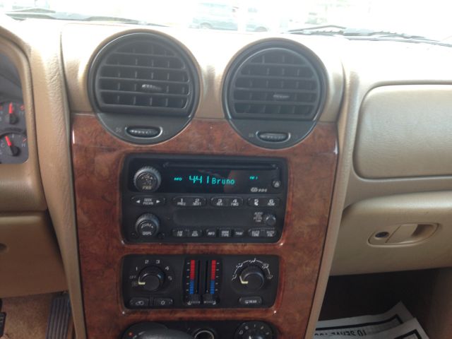 Isuzu Ascender 2003 photo 6