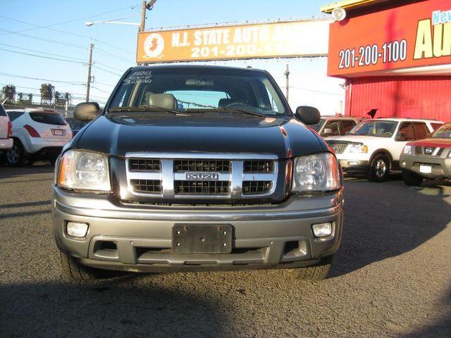 Isuzu Ascender 2004 photo 1