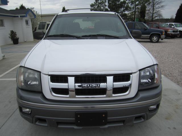 Isuzu Ascender 2004 photo 1