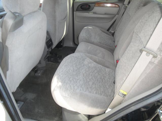 Isuzu Ascender 2004 photo 1
